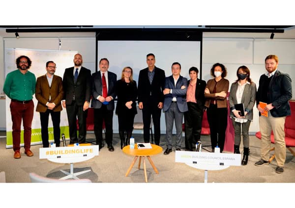 GBCe presenta la hoja de ruta para la descarbonización del sector de la edificación