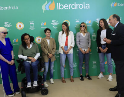 Galán destaca a las deportistas olímpicas y paralímpica