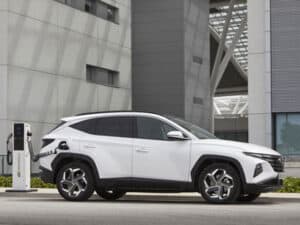 Iberdrola y Hyundai refuerzan su compromiso con la electrificación de la movilidad