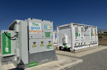 Iberdrola inaugura en Cáceres una batería de 58 MW y 120 MWh conectada a dos plantas solares